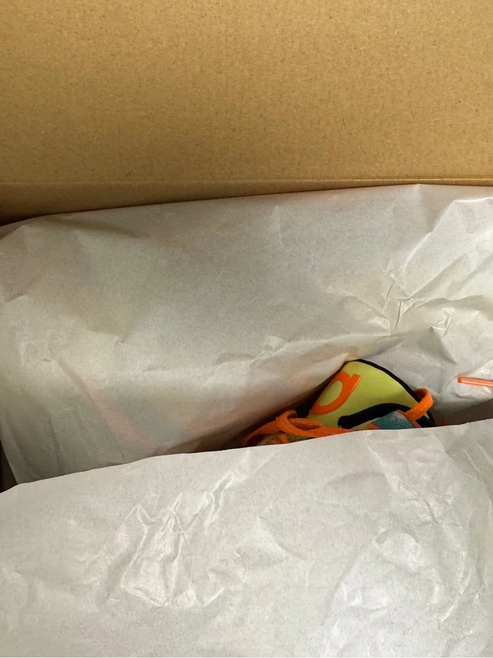 Men’s basketball shoes. Size 10.5. KD 18